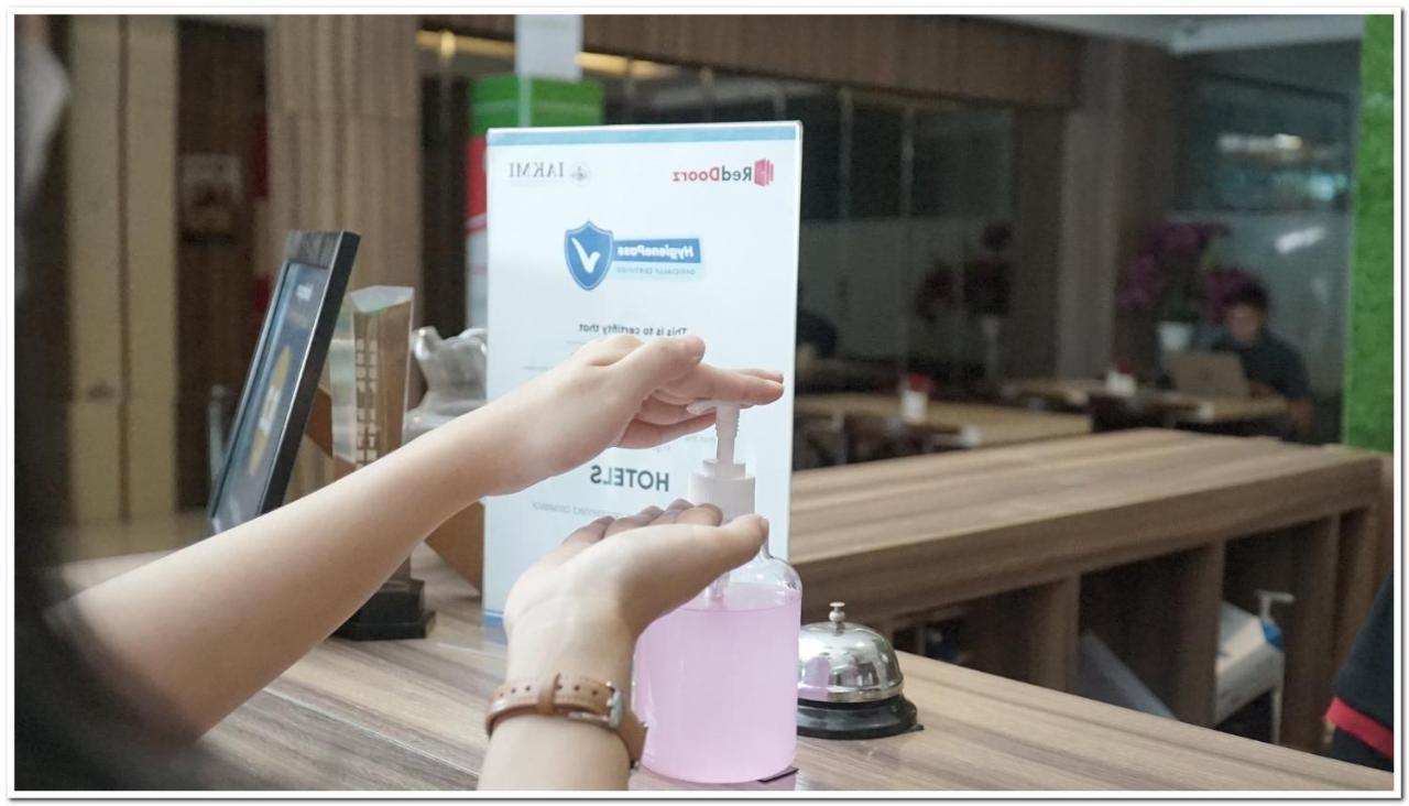 Reddoorz Syariah Premium At Cilandak Timur 2 Yakarta Exterior foto