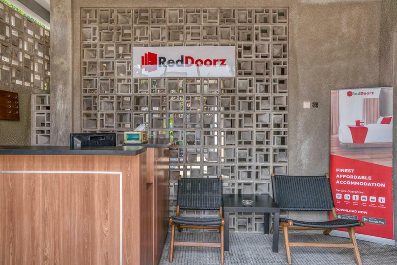 Reddoorz Syariah Premium At Cilandak Timur 2 Yakarta Exterior foto